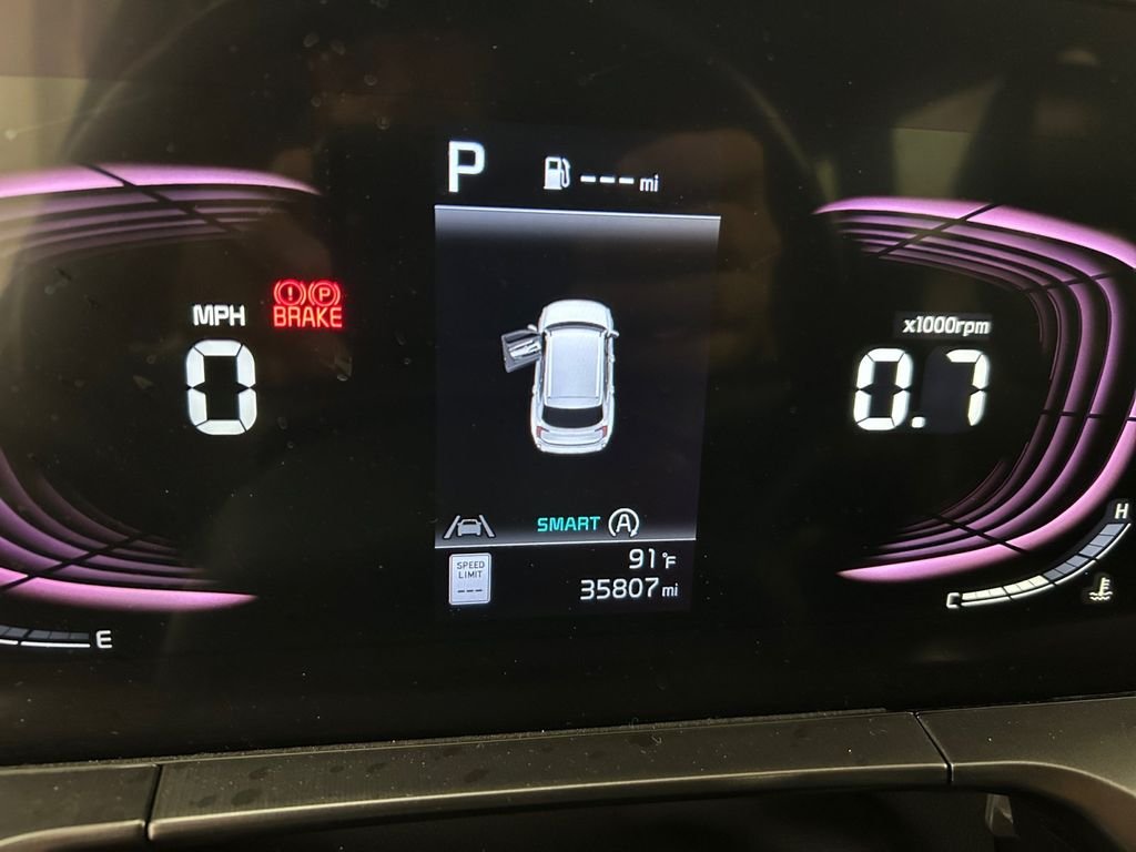 Used 2023 Black Kia S image 10