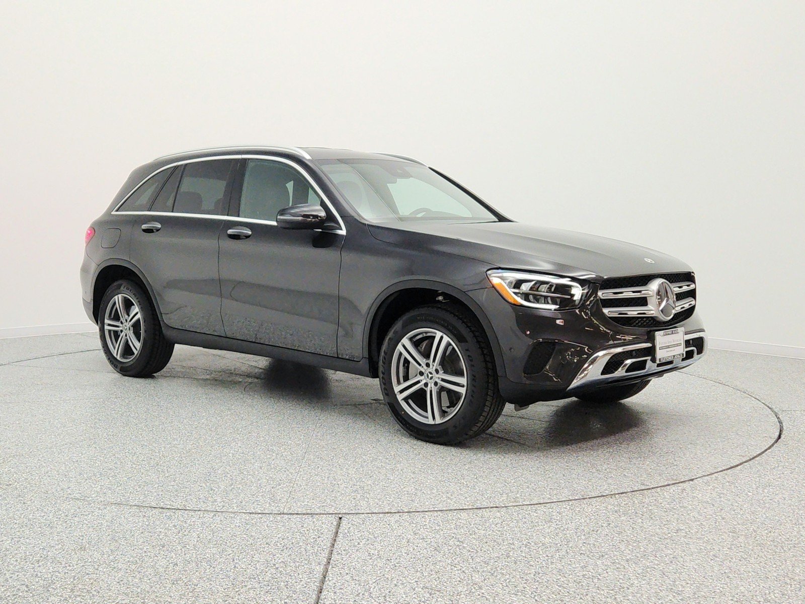 Used 2022 Graphite Grey Metallic Mercedes-Benz GLC 300 SUV image 3