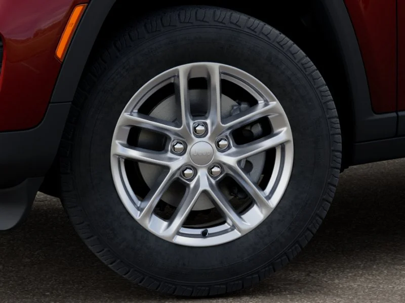 New 2026 Velvet Red Pearl-Coat Exterior Paint Jeep Laredo image 33