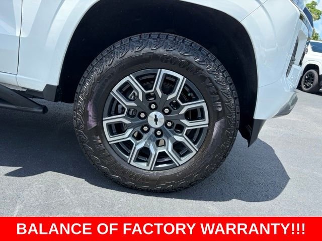 Used 2026 White Chevrolet Z71 image 8