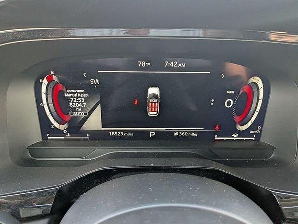 2025 Nissan Pathfinder Platinum - Photo 31