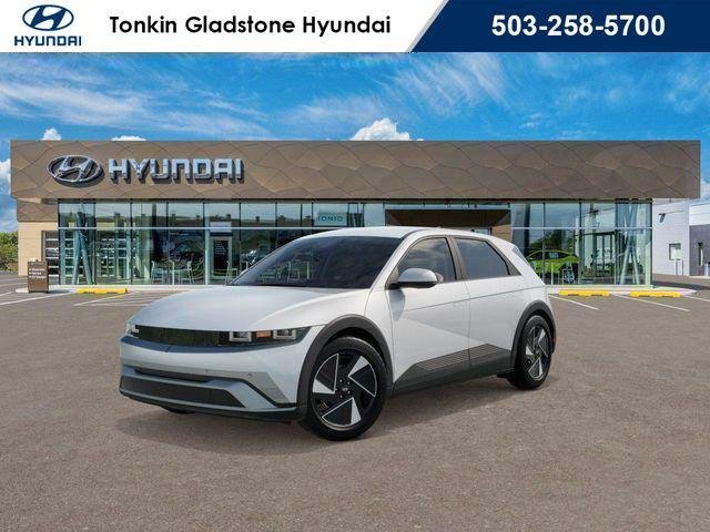 New 2026 White Hyundai SEL image 1