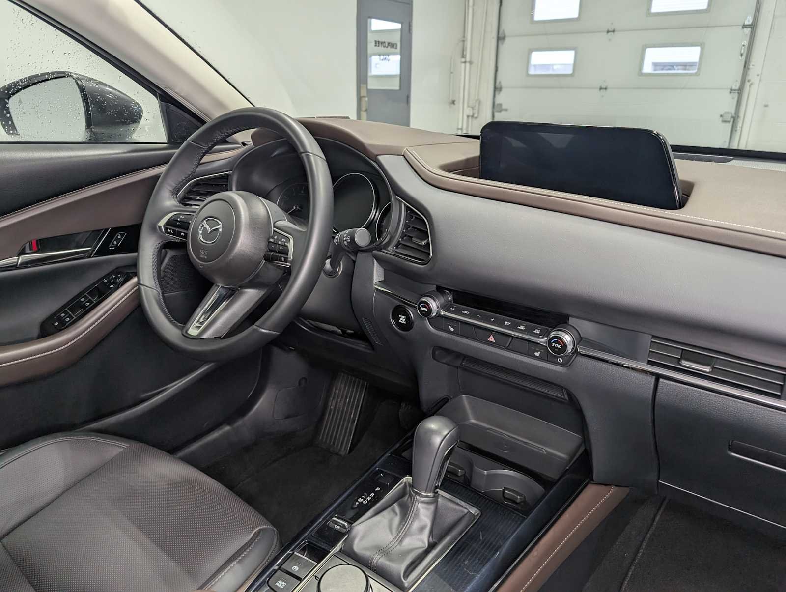 Used 2025 Machine Gray Metallic Mazda 2.5 S Premium Package image 39