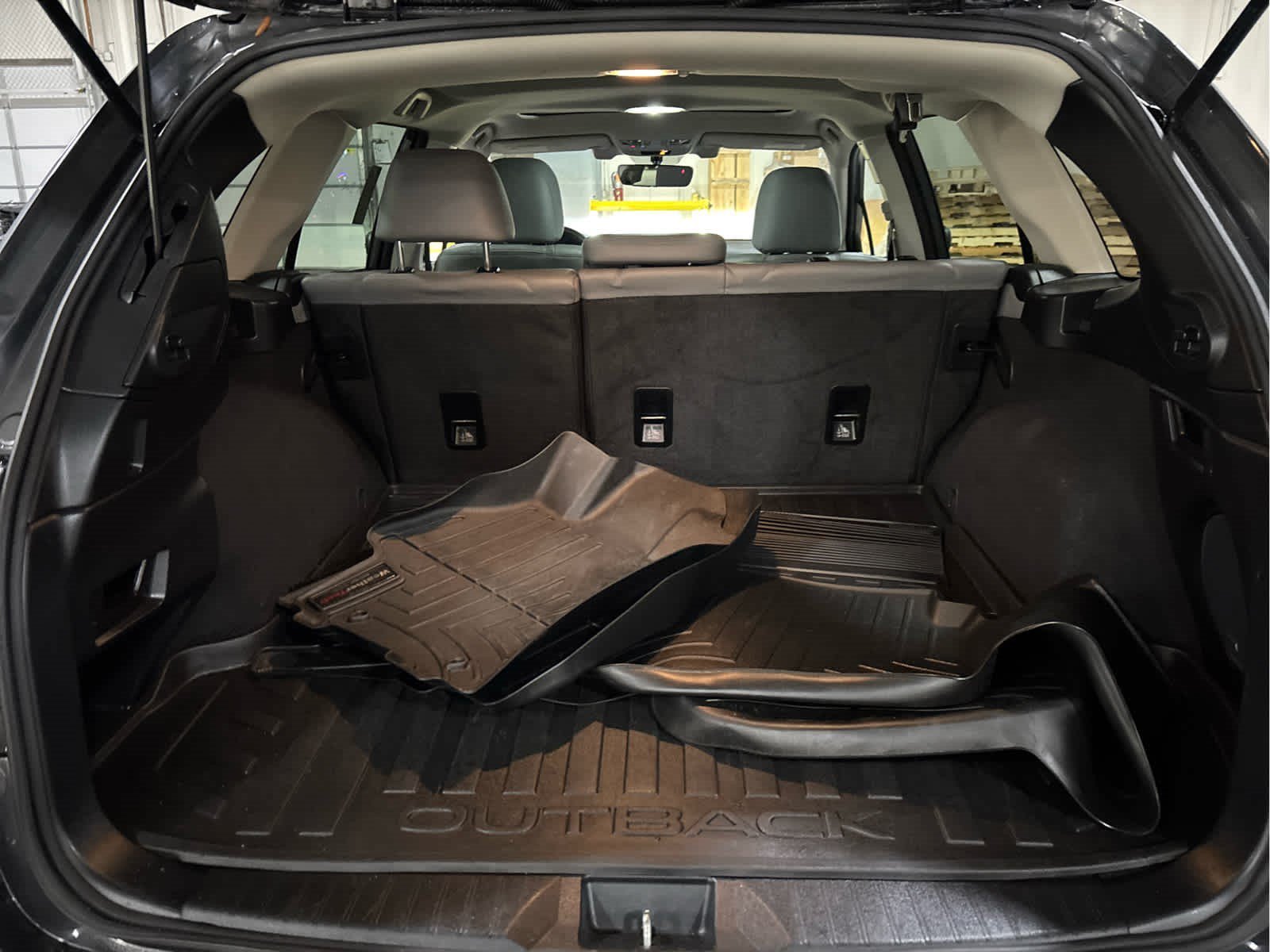 Used 2019 Magnetite Gray Metallic Subaru Limited image 6