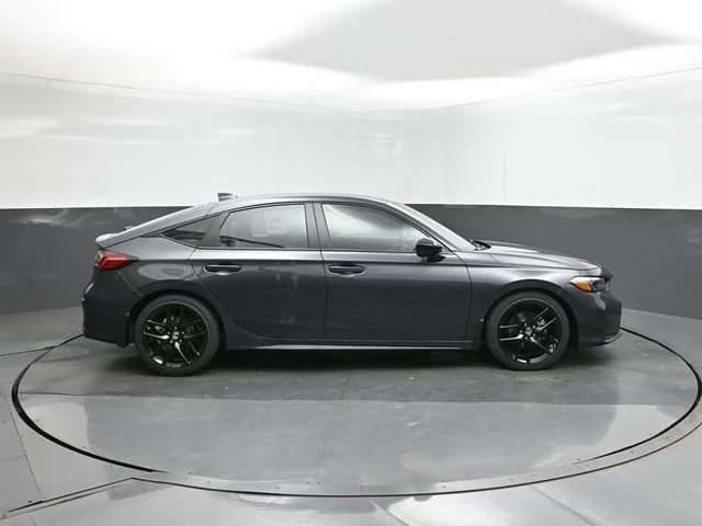 2026 Honda Civic Hatchback Sport - Photo 26