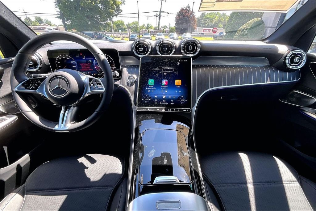 New 2026 Black Mercedes-Benz GLC 300 image 5