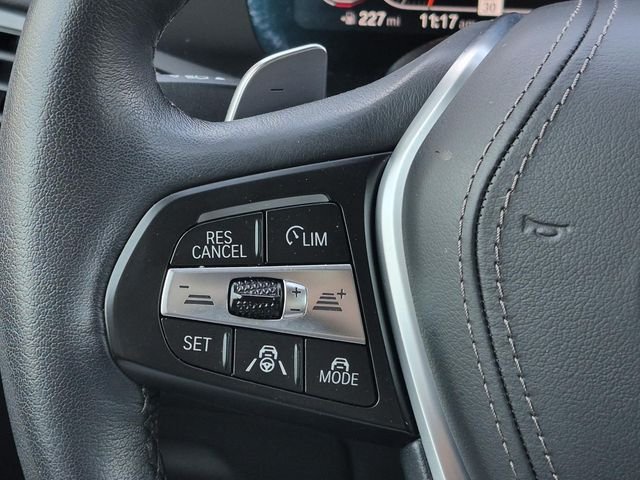 Used 2023 Black Sapphire Metallic BMW xDrive40i image 29