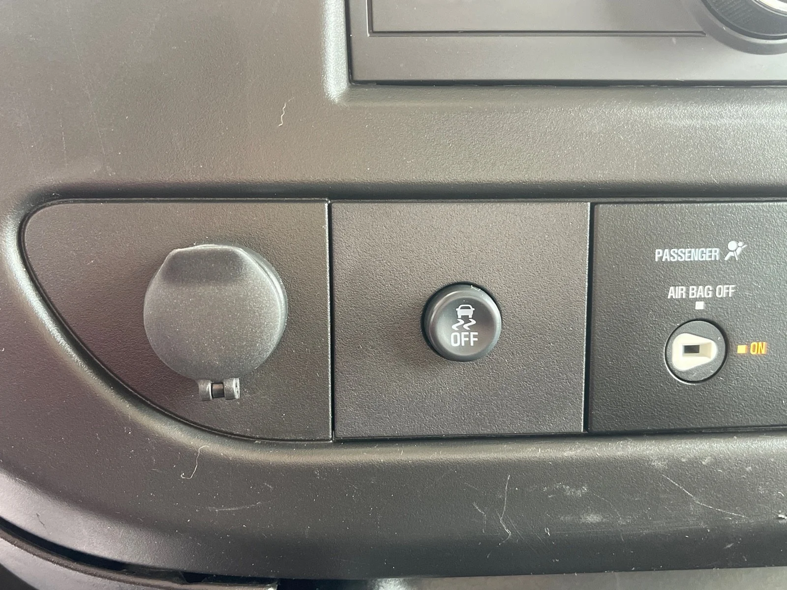 2023 Chevrolet Express Passenger LS - Photo 19