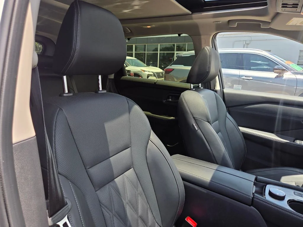 Certified Used 2026 White Nissan Platinum image 34