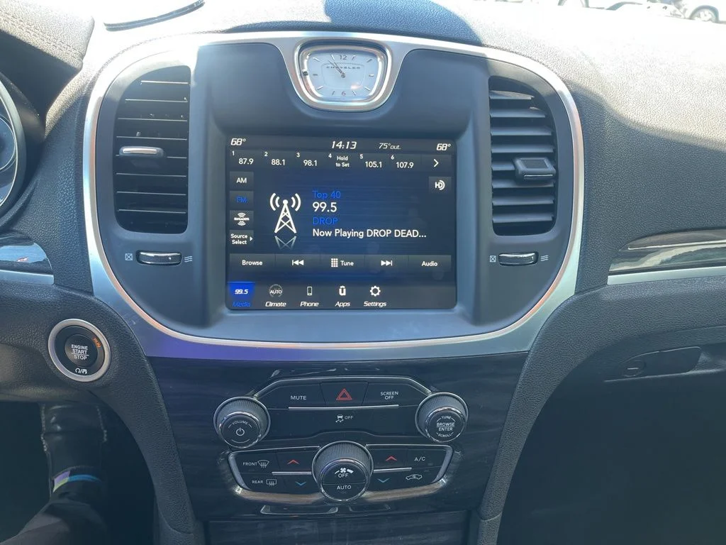 Used 2021 White Chrysler Touring image 14