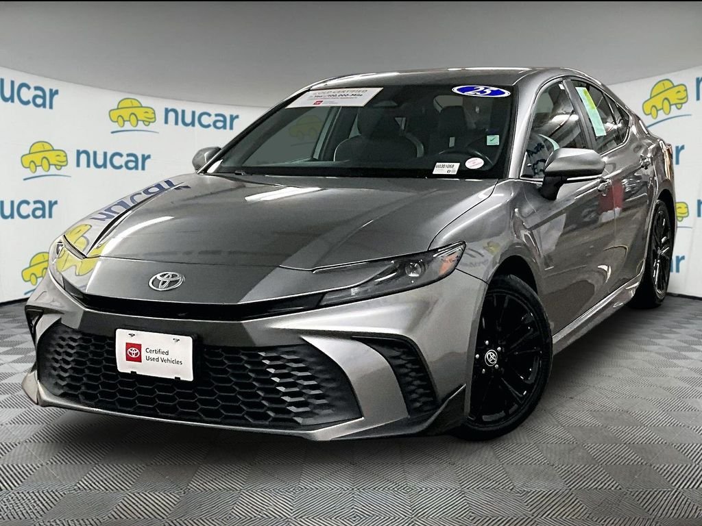 Used 2025 Gray Toyota SE image 3