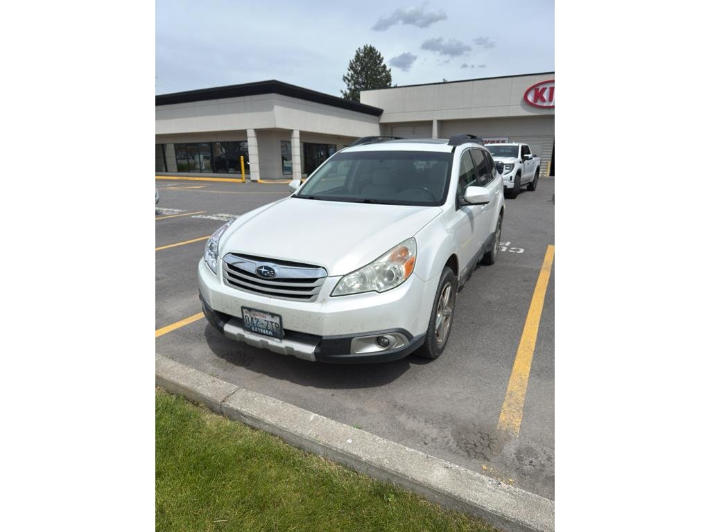 2010 Subaru Outback 2.5i Limited CVT PZEV's photo