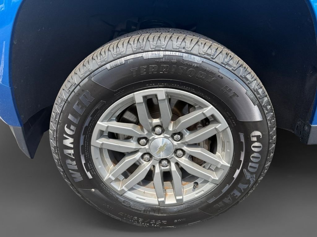 Used 2023 Blue Chevrolet LT image 15