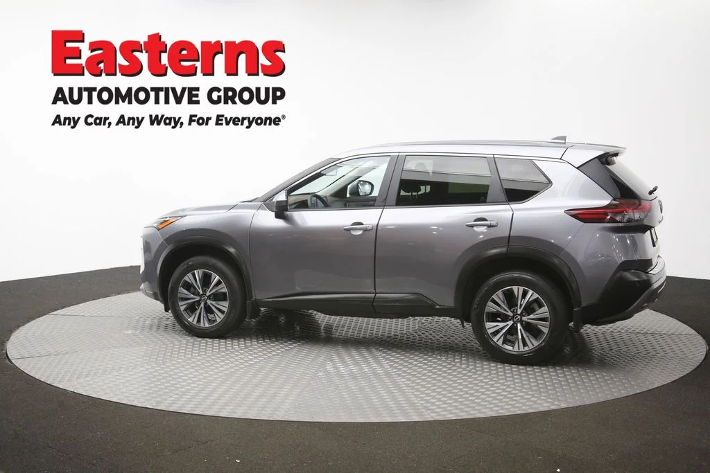 Used 2023 Gray Nissan SV image 63