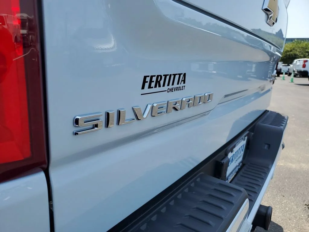 New 2026 Polar White Tricoat Chevrolet High Country image 38
