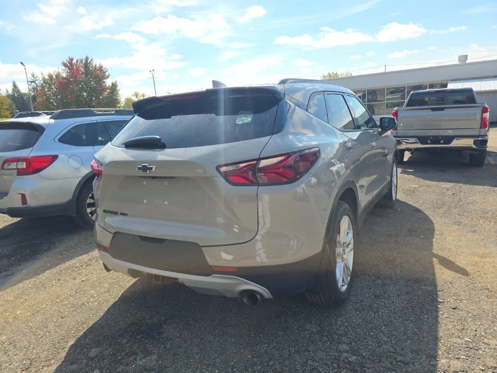 Used 2021 PEWTER METALLIC Chevrolet LT image 8