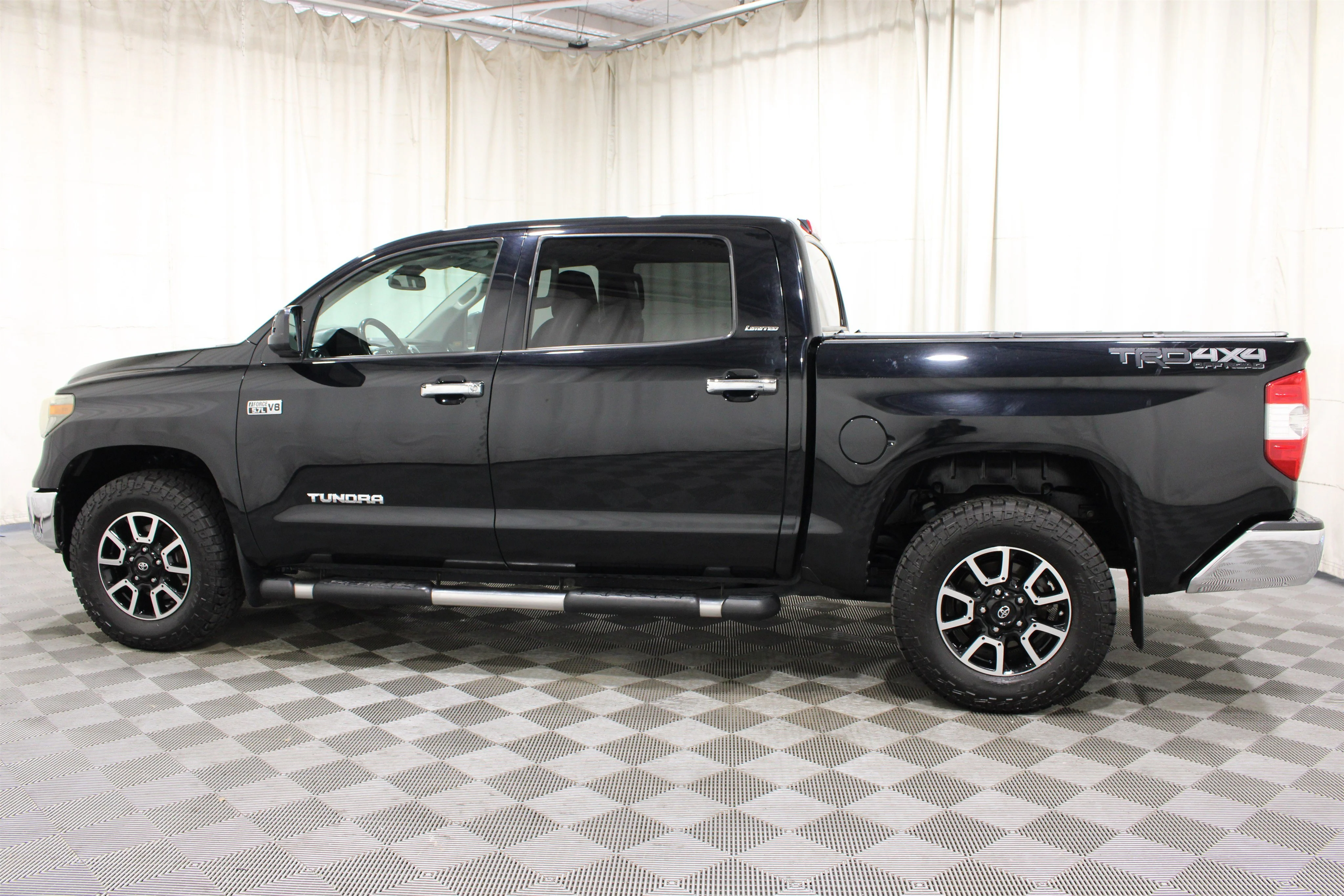 2018 Toyota Tundra Limited - Photo 31