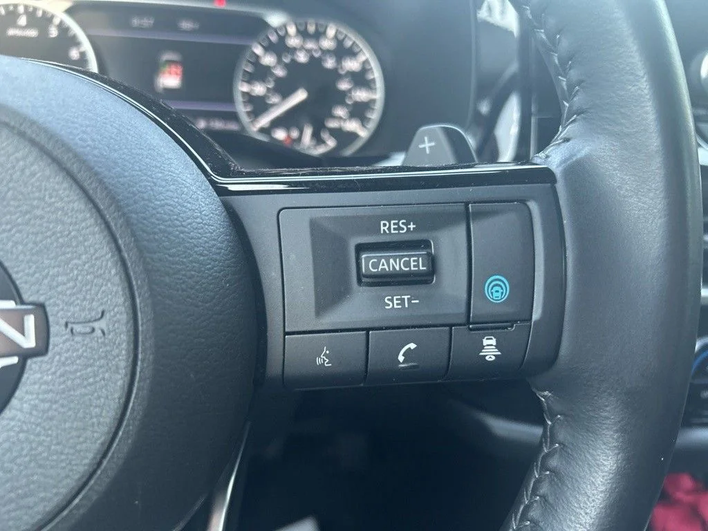 Used 2023 Silver Nissan SV image 21