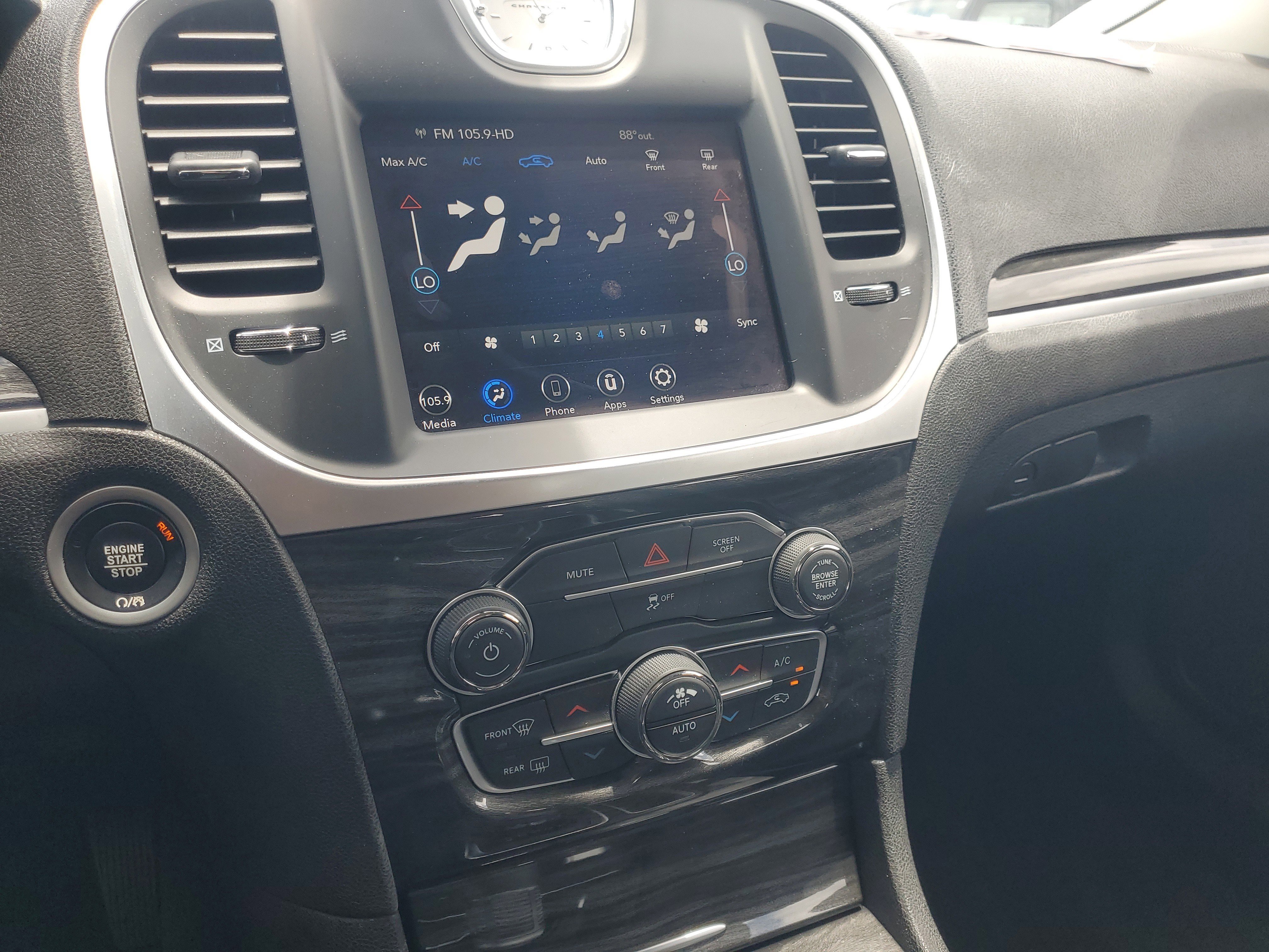 Used 2022 Frostbite Chrysler Touring image 24