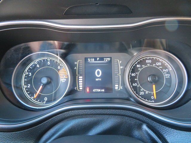 Used 2019 Gray Jeep  image 31