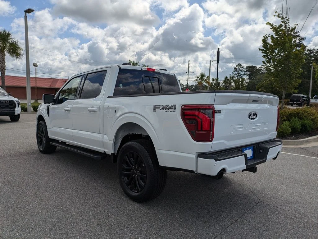 New 2026 Oxford White Ford Lariat image 6