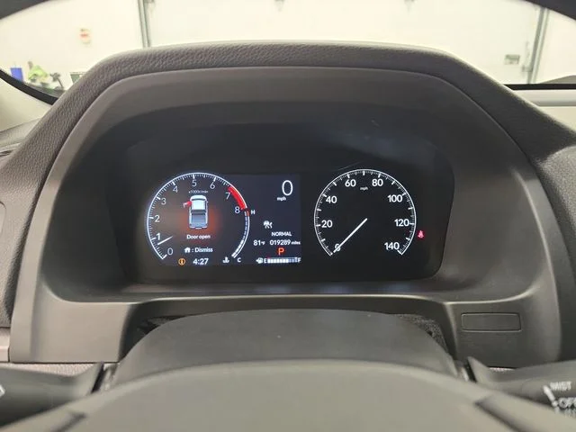 Used 2025 Crystal Black Pearl Honda RTL image 30