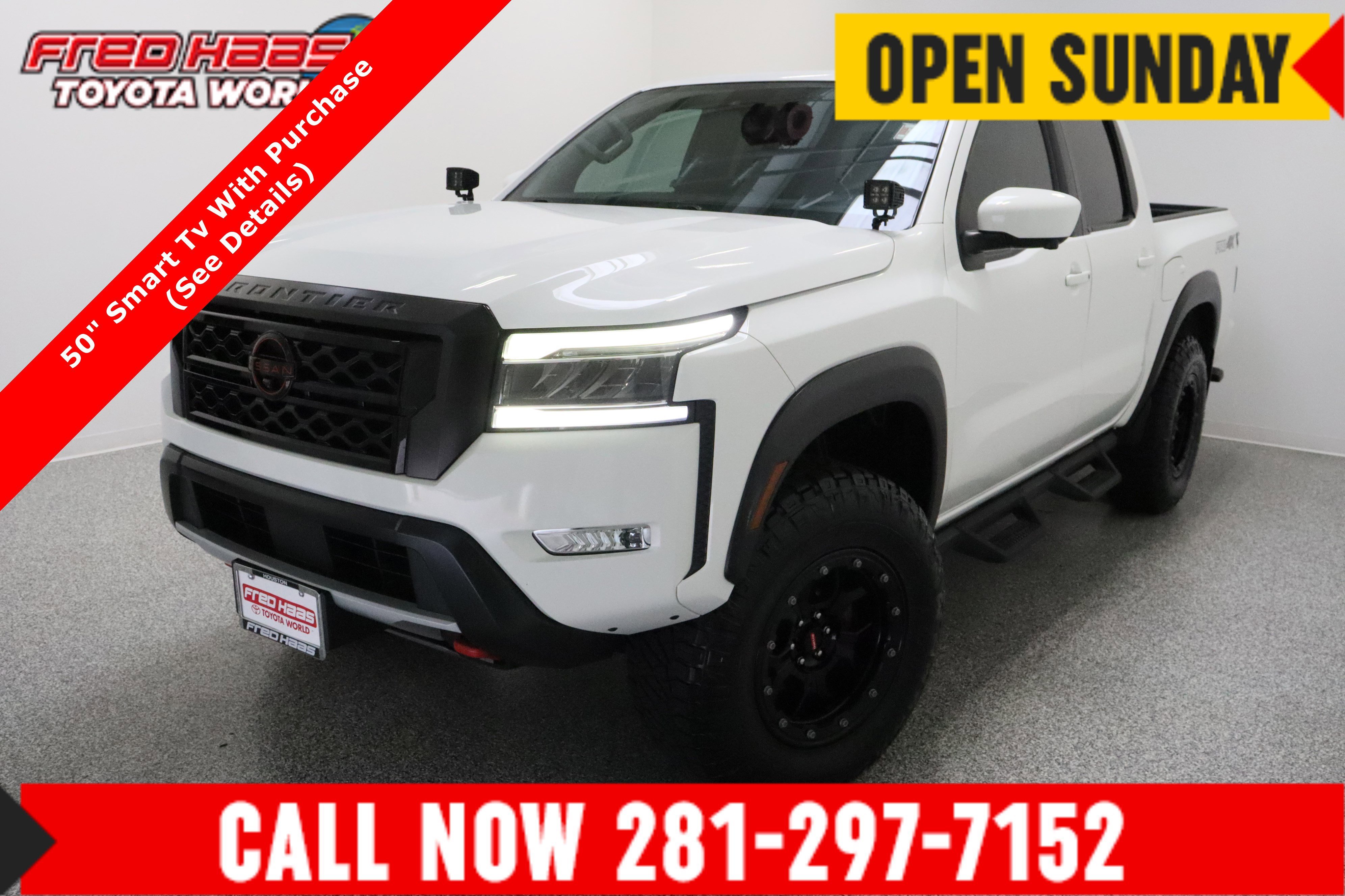 2023 Nissan Frontier PRO-4X Crew Cab 4X4's photo