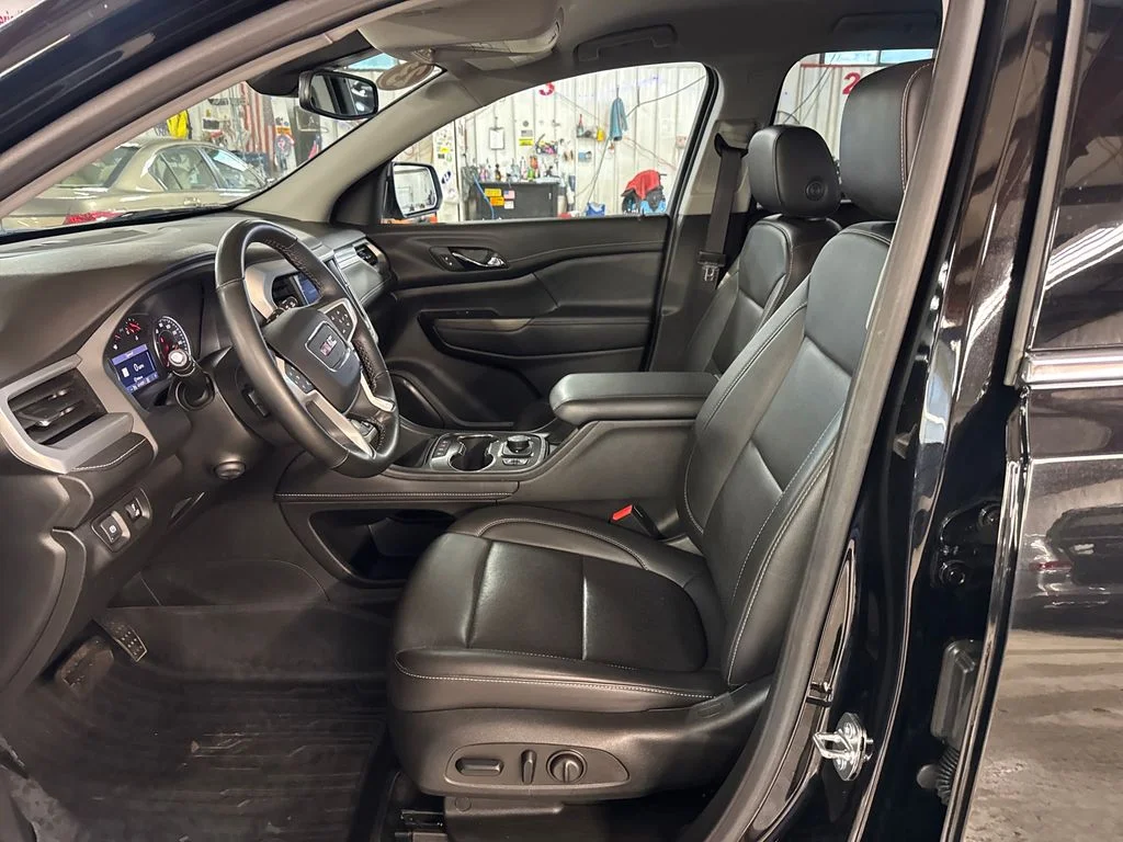Used 2023 Black GMC SLT image 14