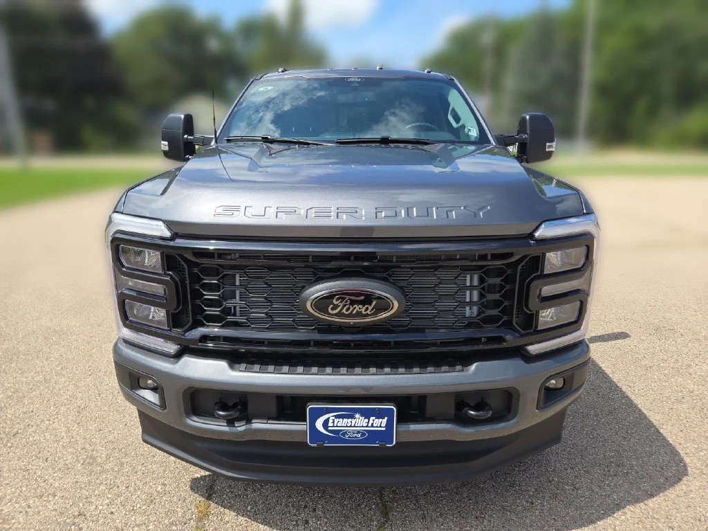 New 2026 Carbonized Gray Metallic Ford F-250® XLT image 8