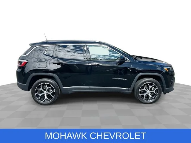 Used 2024 Black Jeep Limited 4x4 image 10