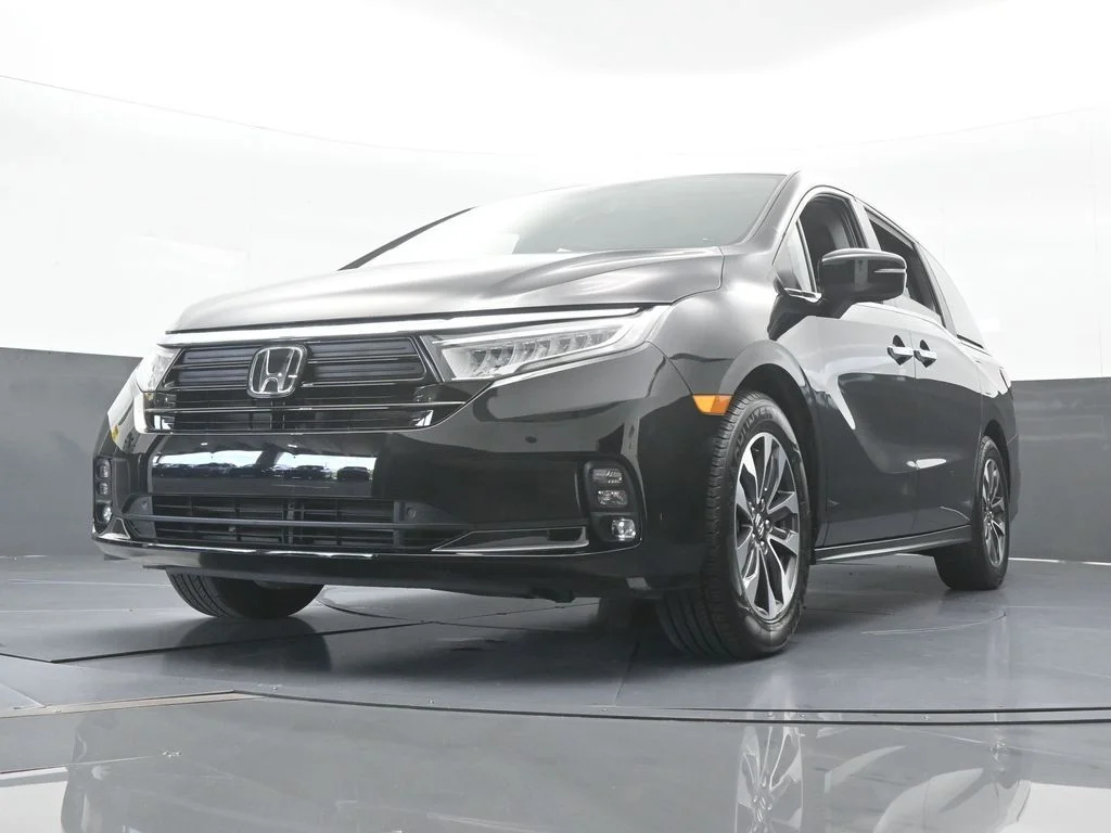 Used 2024 Black Honda EX-L image 55