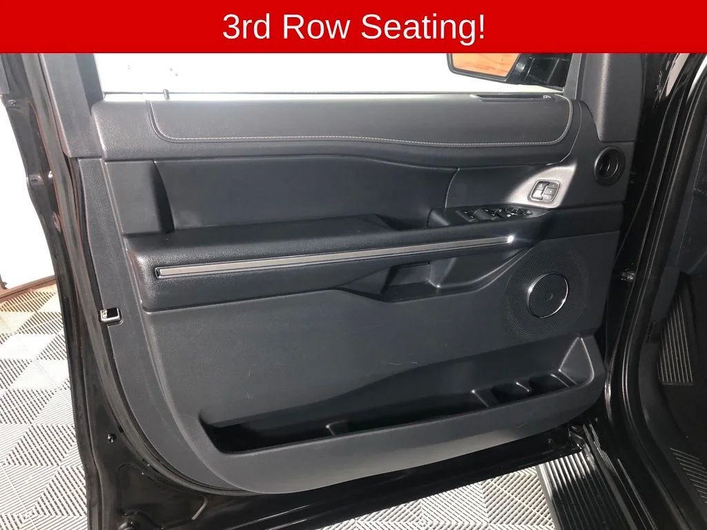 Used 2024 Black Ford XLT image 10
