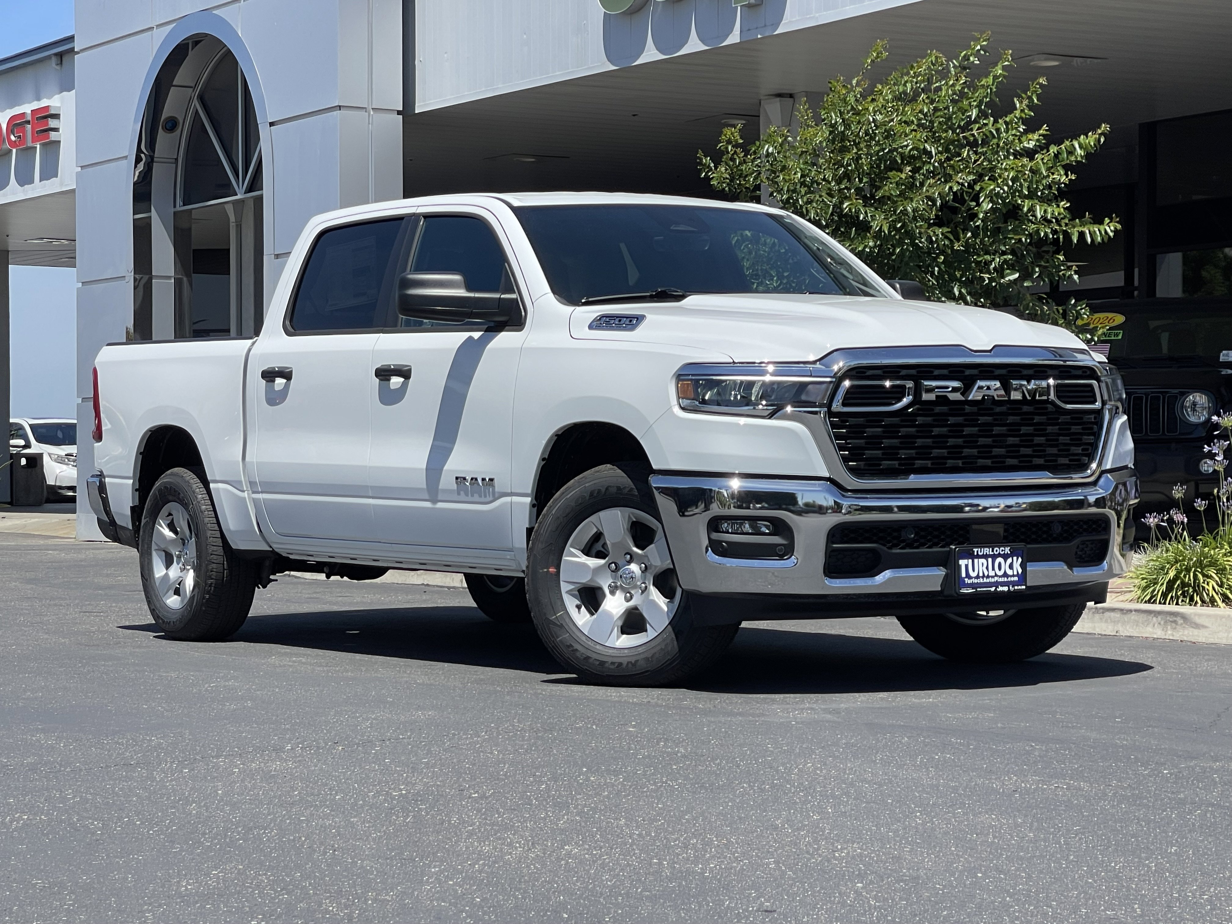 New 2026 Bright White Clear-Coat Exterior Paint RAM Big Horn image 2