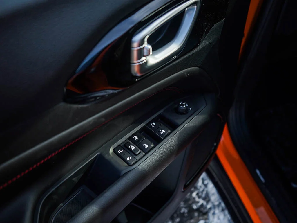New 2026 Diamond Black Crystal Pearlcoat Jeep Trailhawk image 19