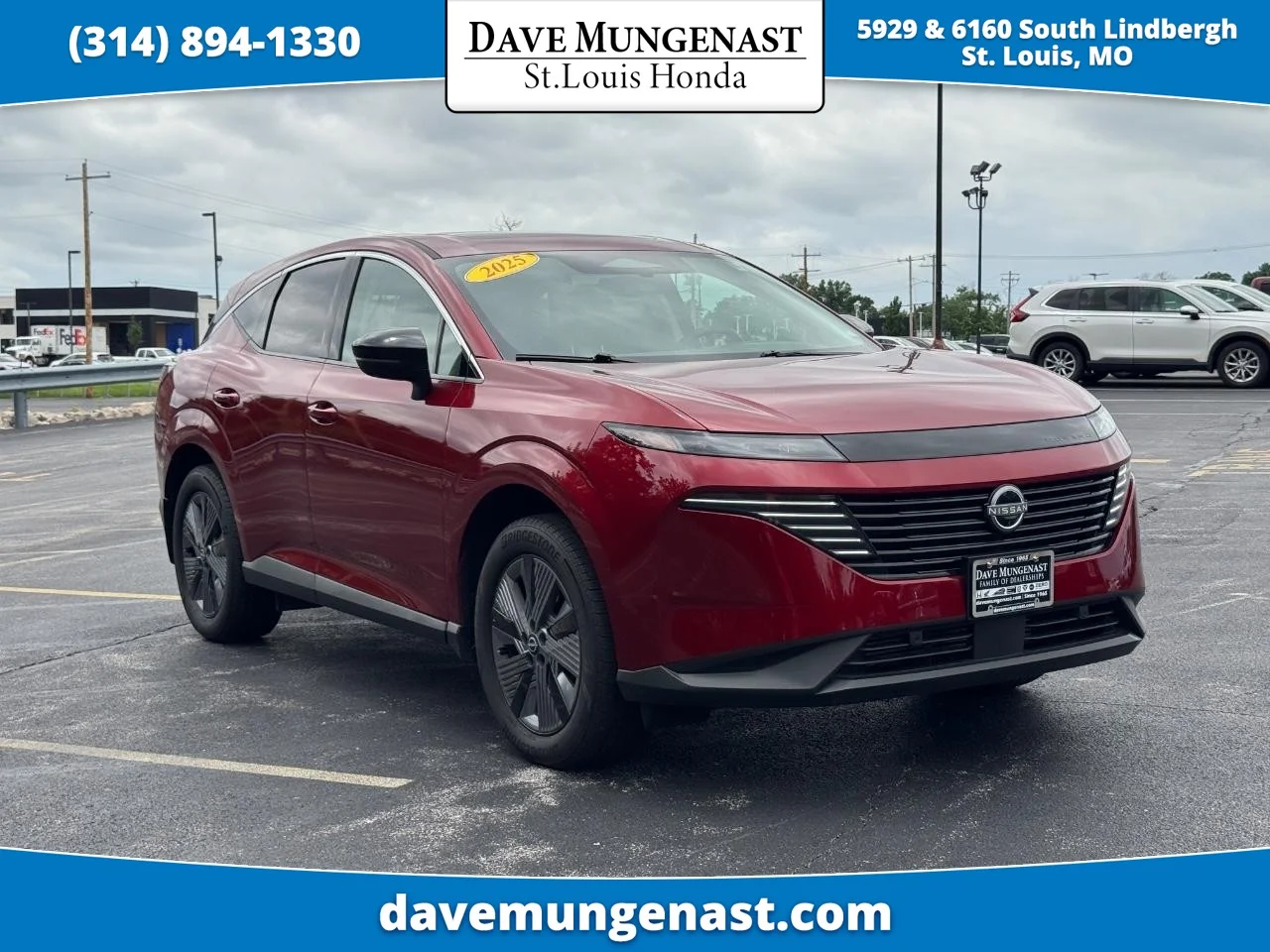 Used 2025 Scarlet Ember Tintcoat Nissan SL image 1