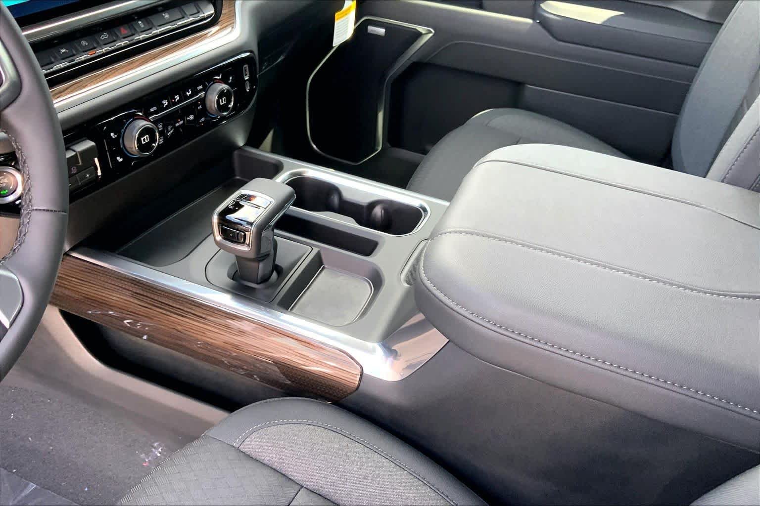 2026 Chevrolet Silverado 1500 RST - Photo 8