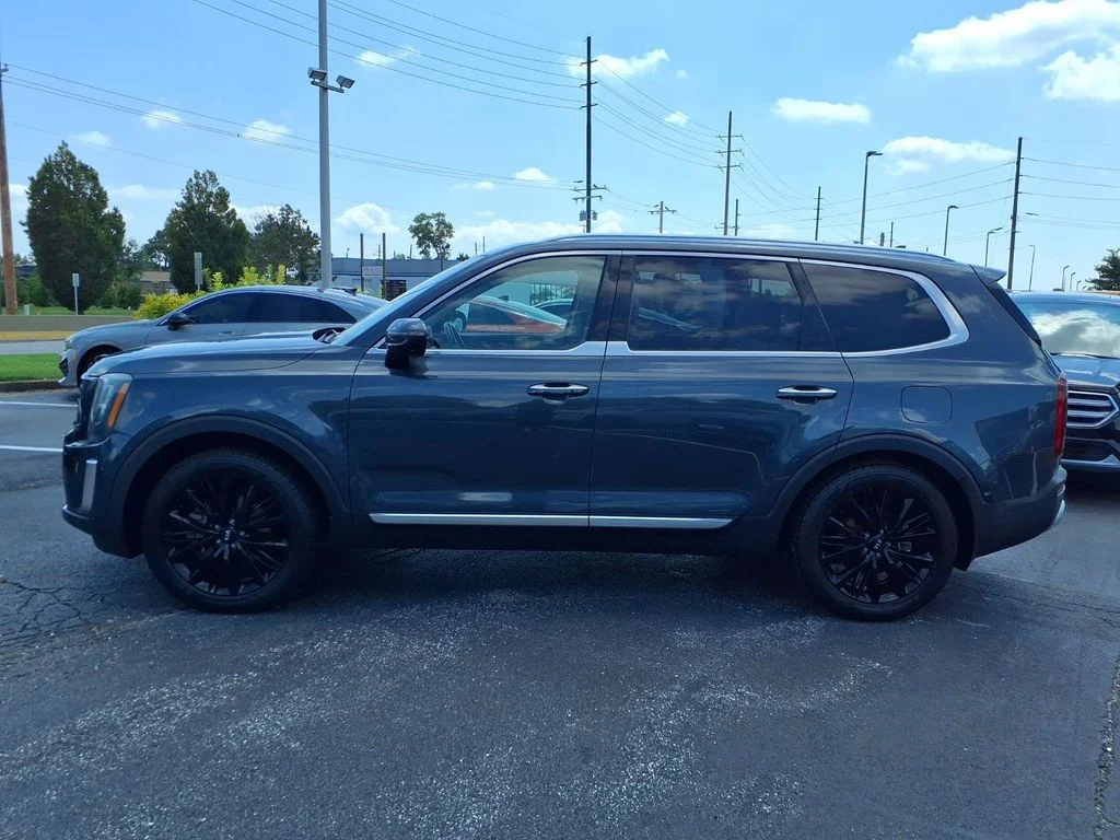 Used 2020 Gravity Gray Kia SX image 23