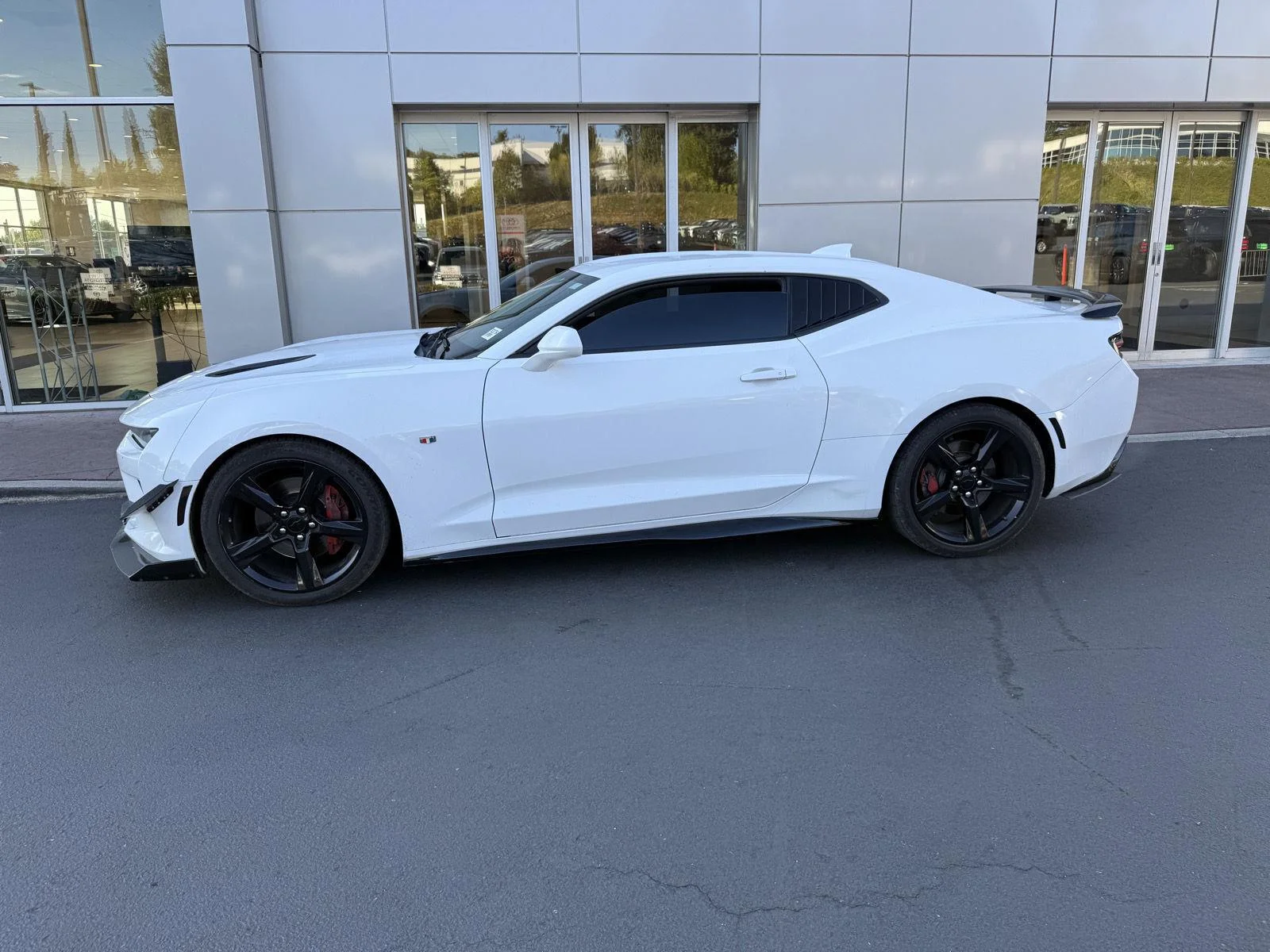 Used 2018 Summit White Chevrolet 1SS image 2