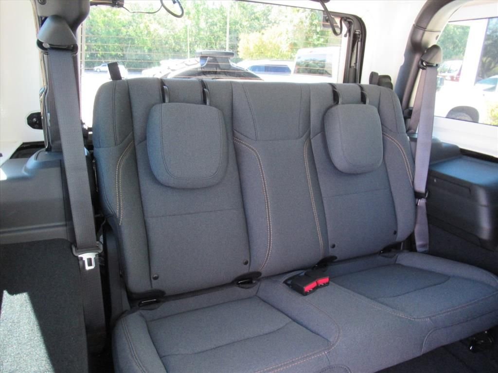2026 Jeep Wrangler 2-Door Willys - Photo 25