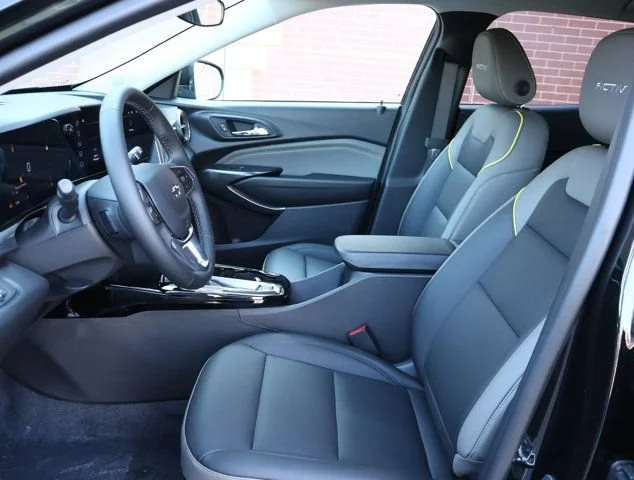 2026 Chevrolet Trax Activ - Photo 10