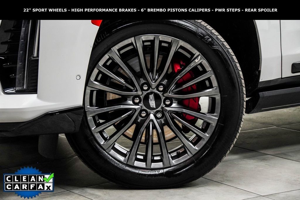 Used 2023 White Cadillac V-Series image 3