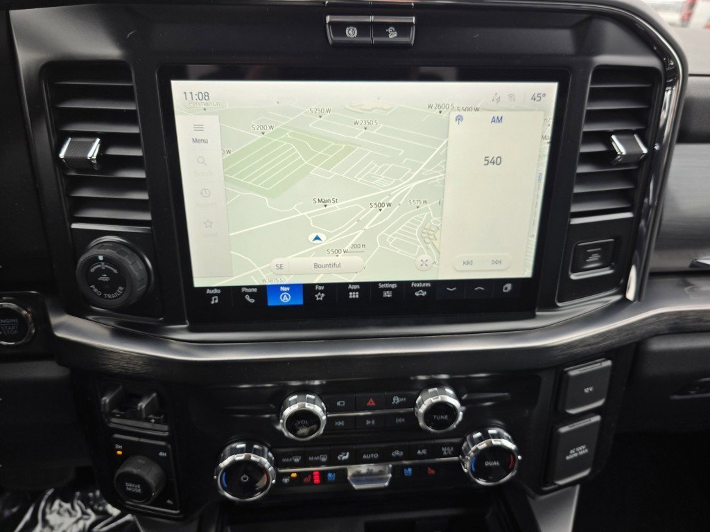 New 2026 Oxford White Ford LARIAT image 3