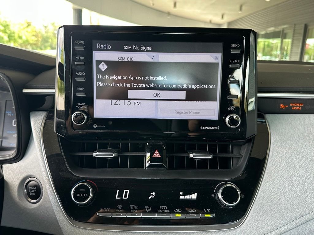 Used 2022 White Toyota SE image 14