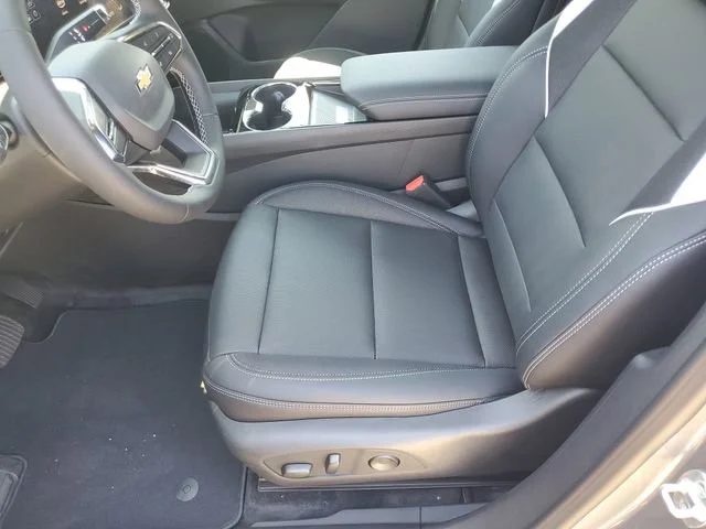 2025 Chevrolet Blazer EV LT - Photo 17