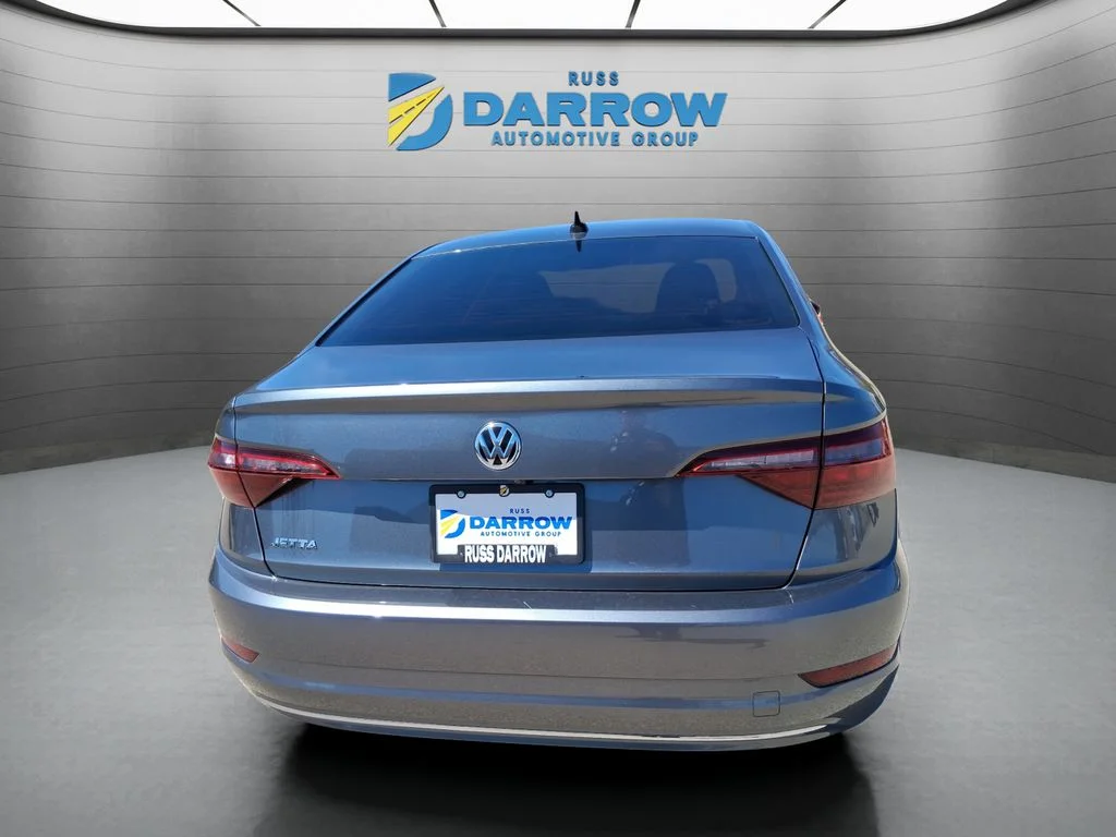 Used 2021 Gray Volkswagen 1.4T SE image 4