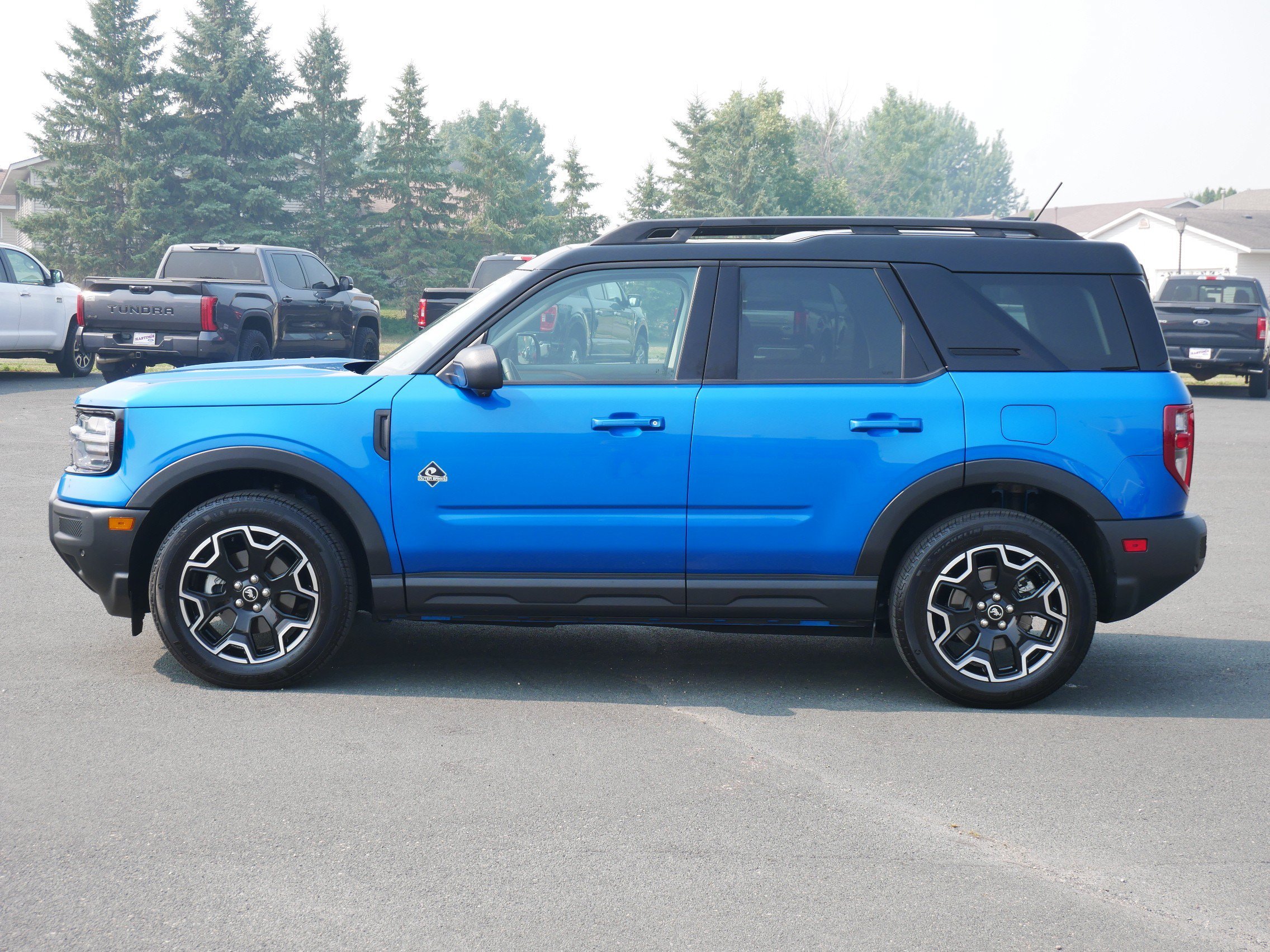 Used 2025 Ford Bronco Sport Outer Banks with VIN 3FMCR9CN7SRE06127 for sale in Hastings, Minnesota