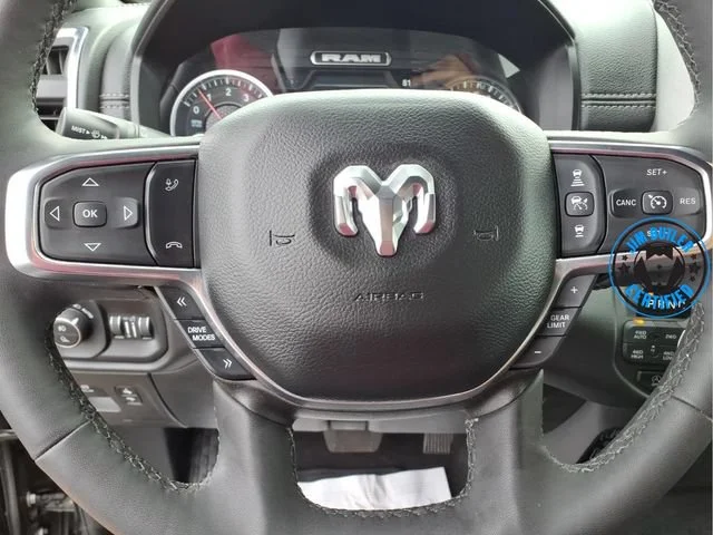 Used 2025  Ram Laramie image 12