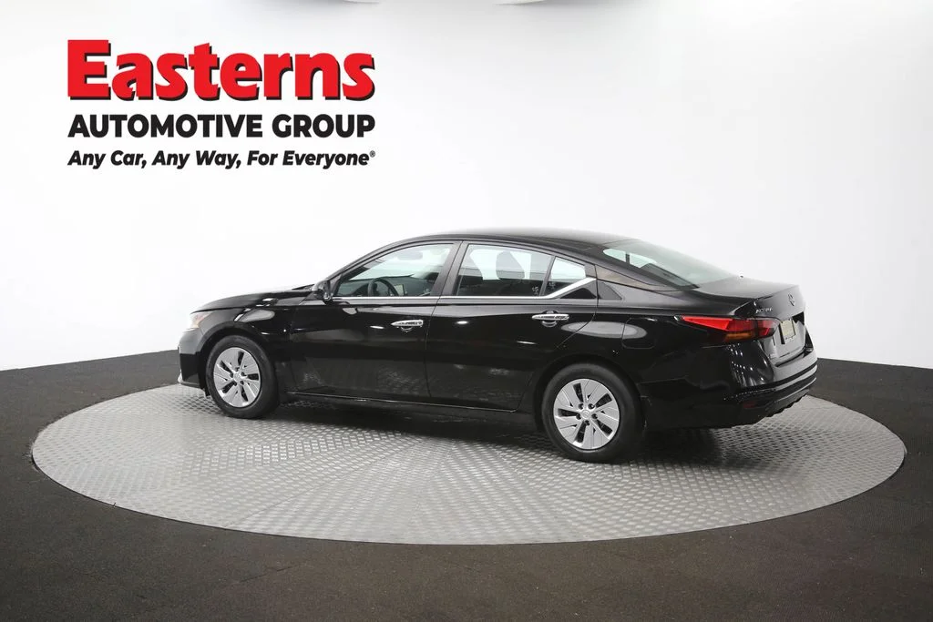 Used 2023 Black Nissan 2.5 S image 61