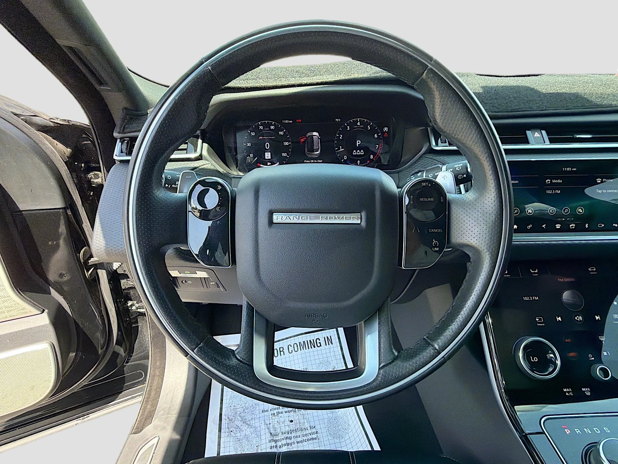 Used 2019 Narvik Black Land Rover R-Dynamic SE image 38