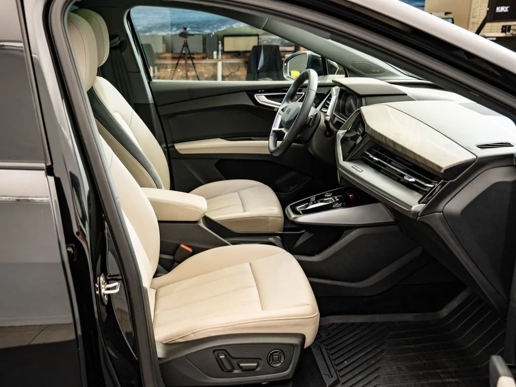 Used 2023 Mythos Black Metallic Audi Premium Plus image 24